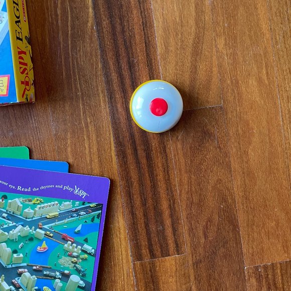 I Spy Eagle Eye Game Ages 5+ - Picture 7 of 9